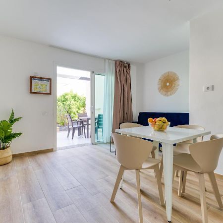 Homeforguest Moderno Apartamento Con Piscina En Corralejo Exterior foto