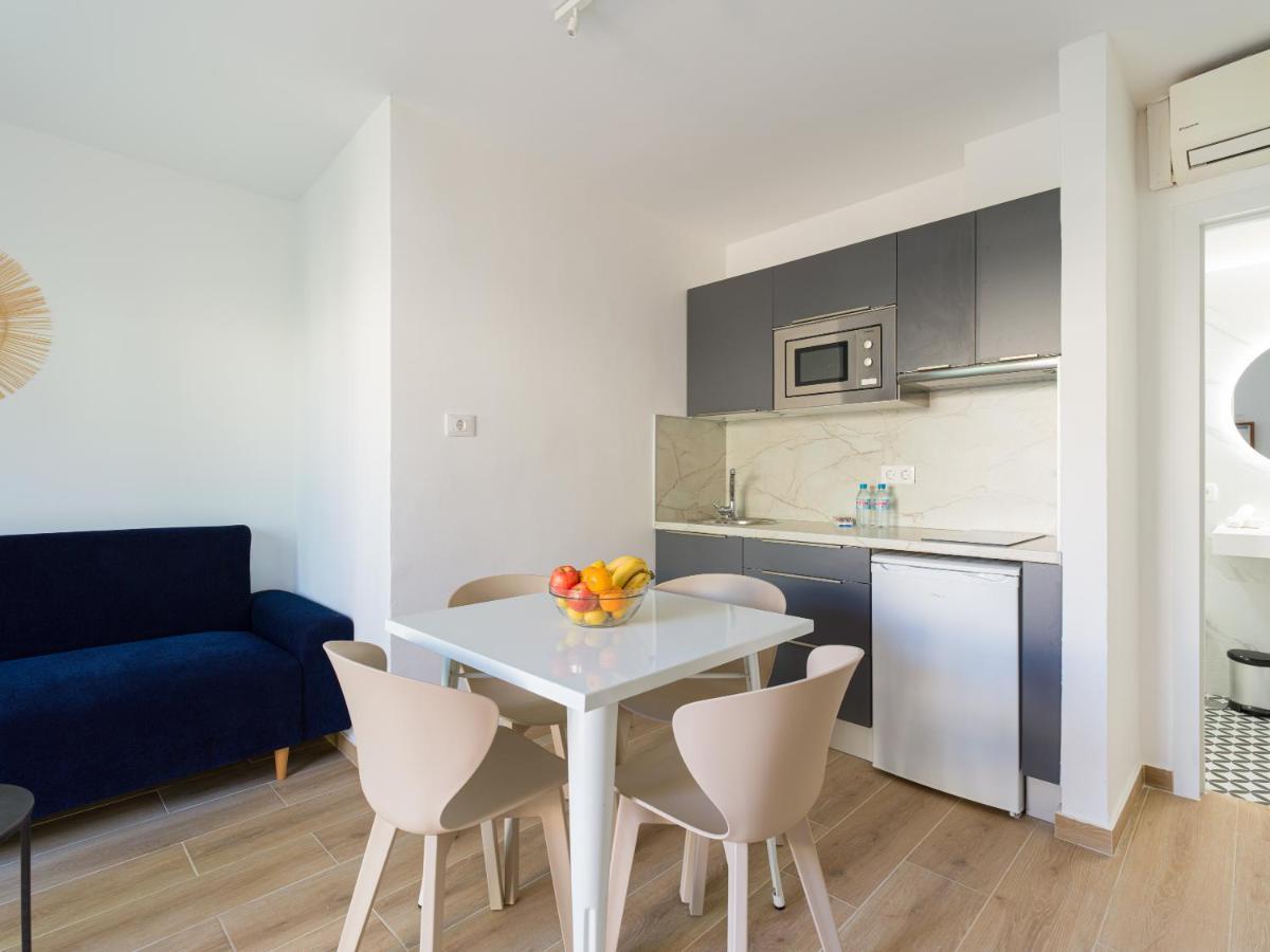 Homeforguest Moderno Apartamento Con Piscina En Corralejo Exterior foto